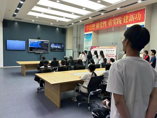 7d5deef0c421d8b07225cb3be4a6634